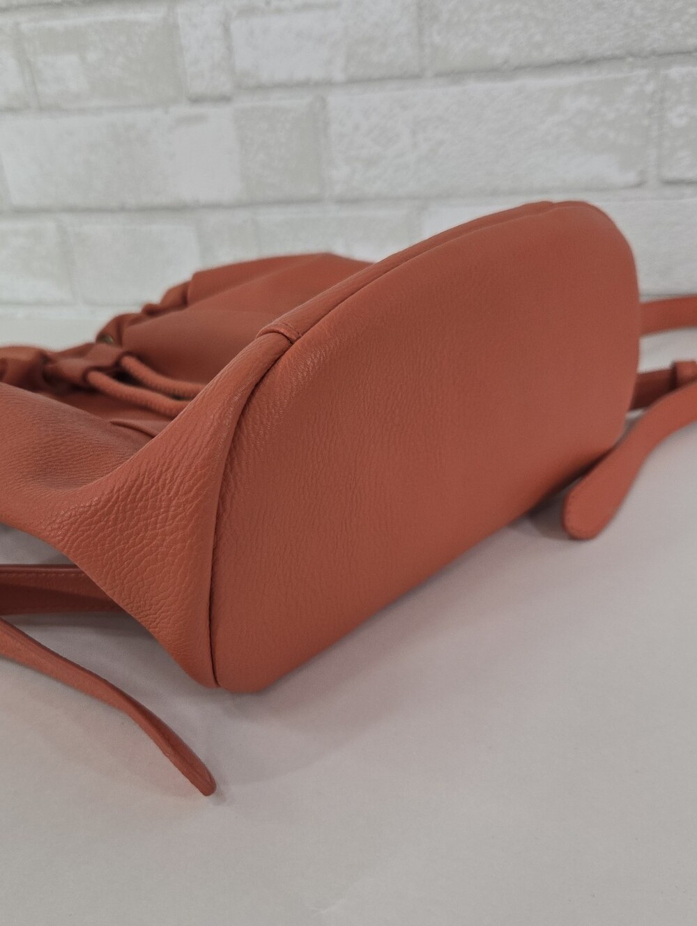 Universal Thread like new mini backpack - Picture 6 of 14
